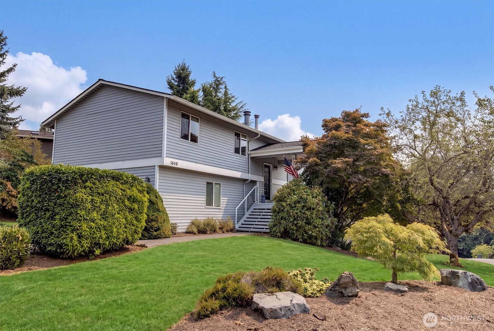 1648 209th Place Property Photo 1