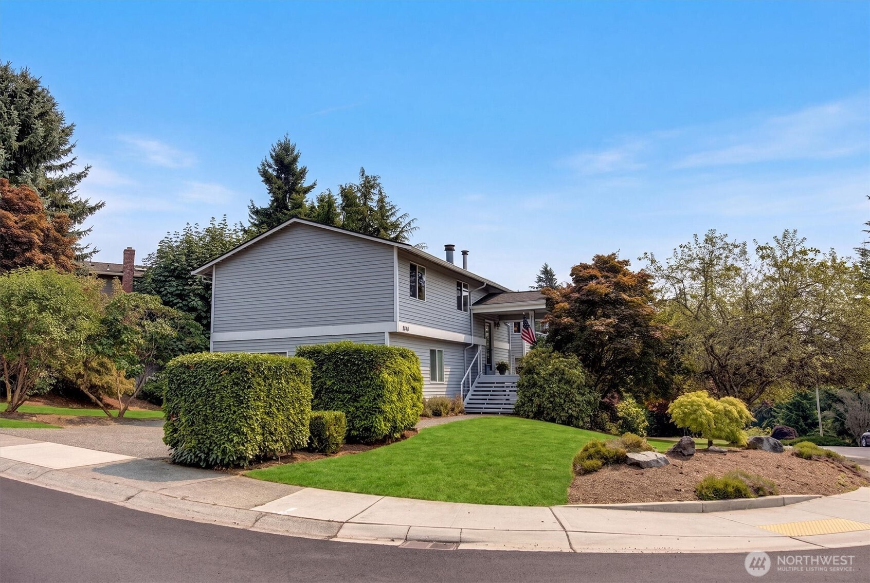 1648 209th Place Property Photo 2