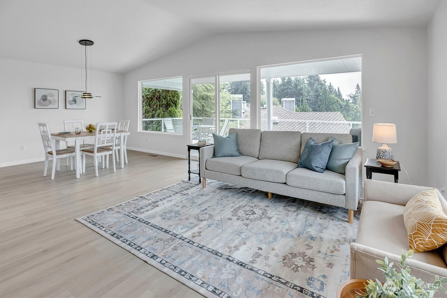 1648 209th Place Property Photo 11
