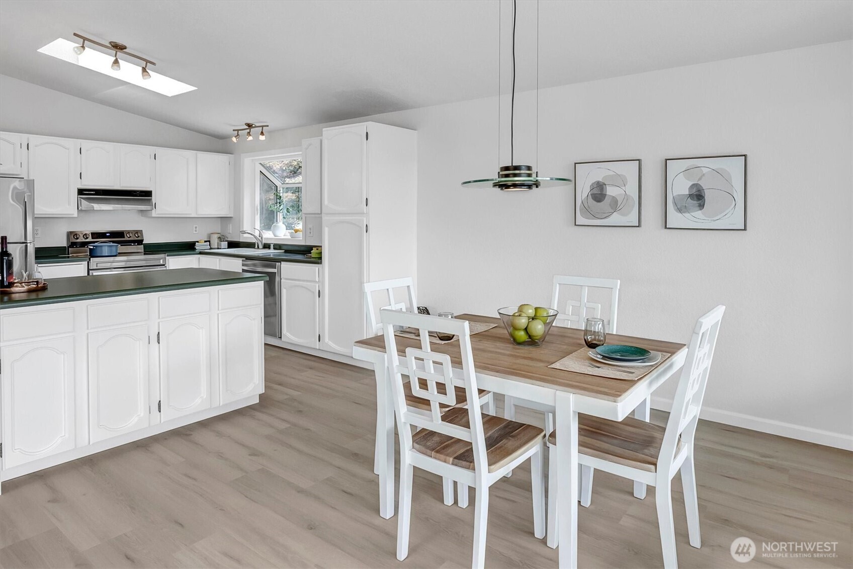 1648 209th Place Property Photo 15