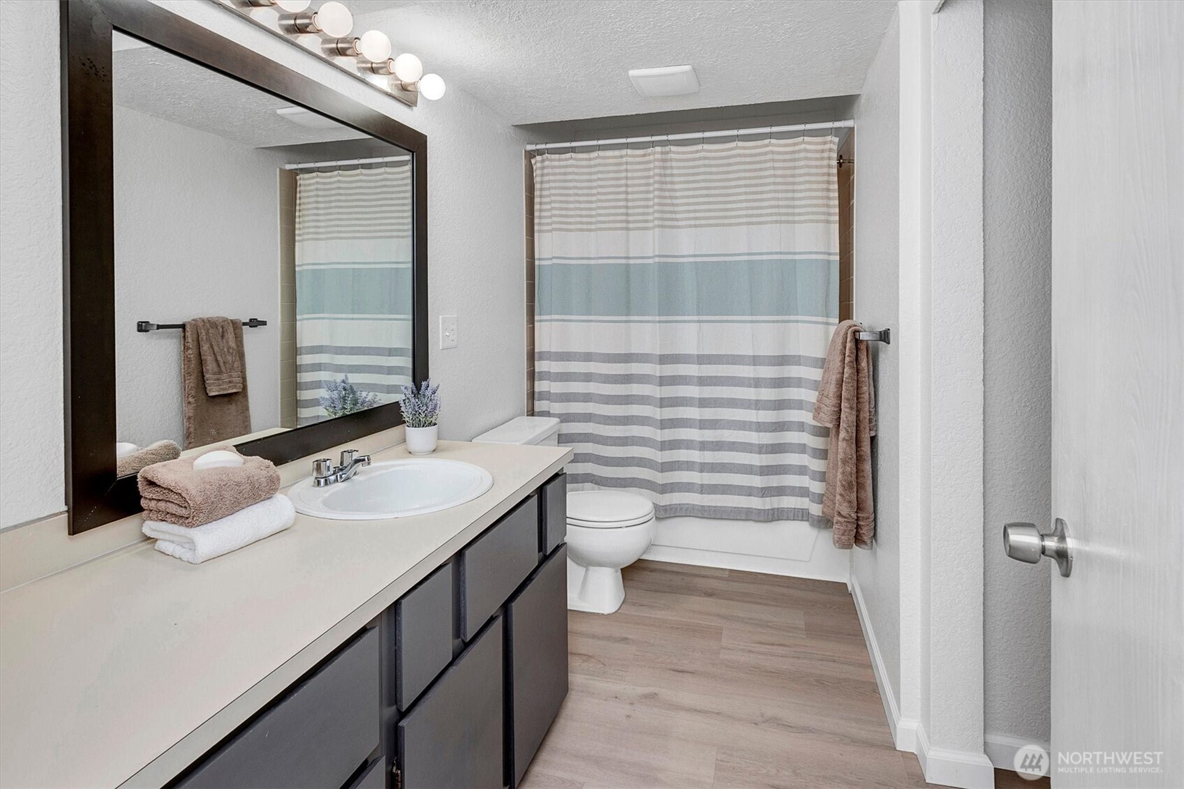 1648 209th Place Property Photo 33