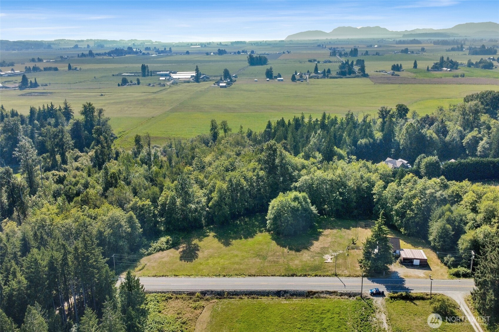 7078 Ershig Road Property Photo 2