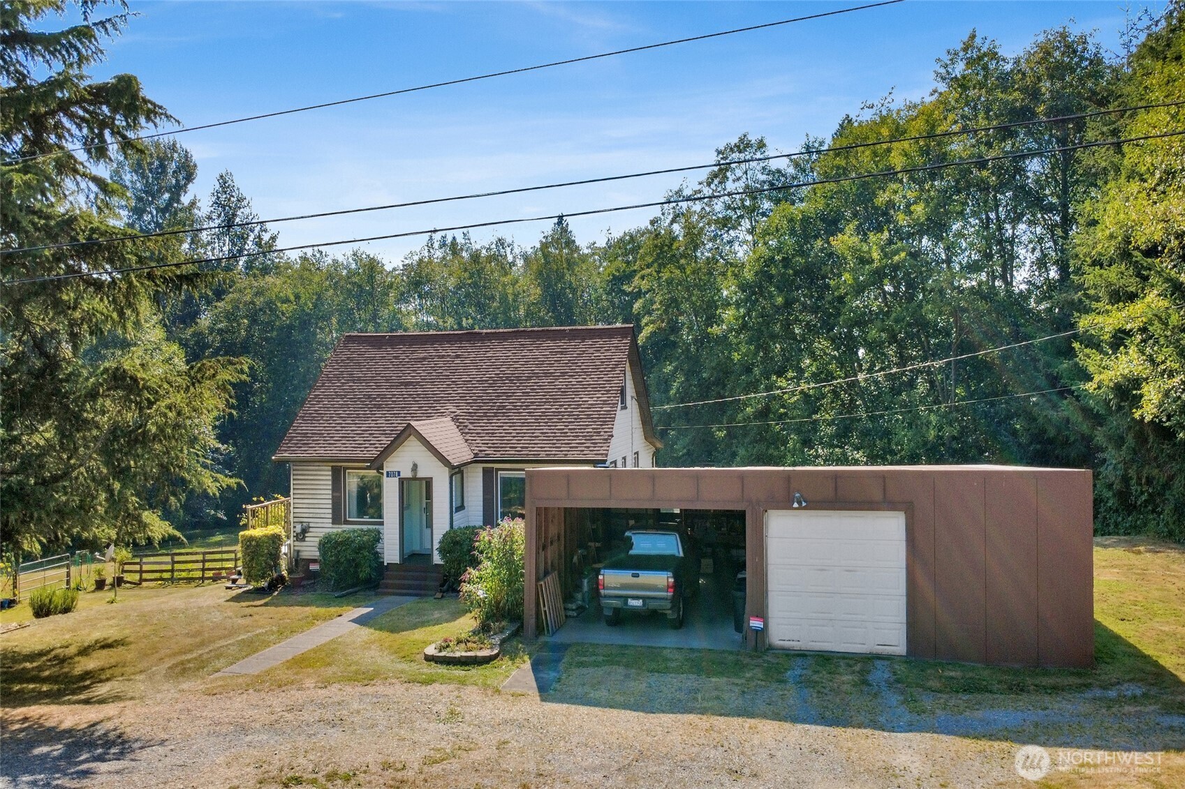 7078 Ershig Road Property Photo 4