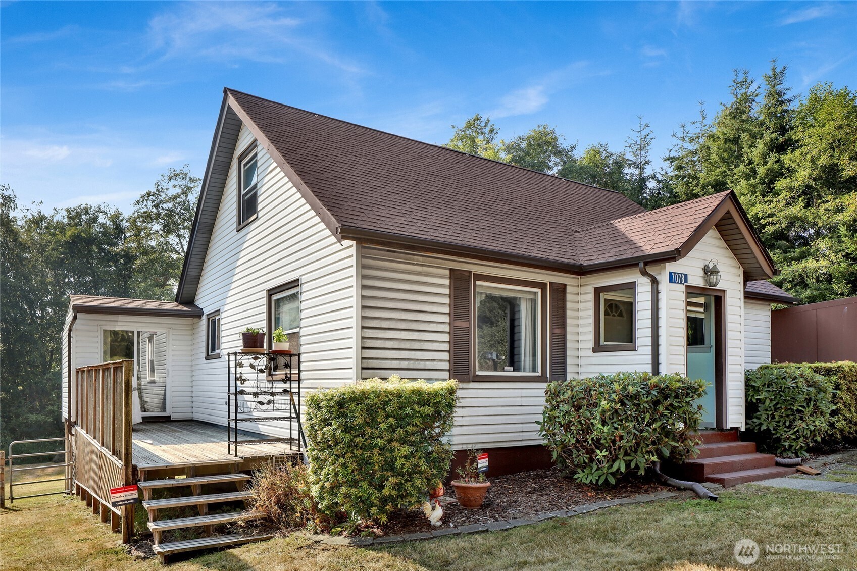 7078 Ershig Road Property Photo 6