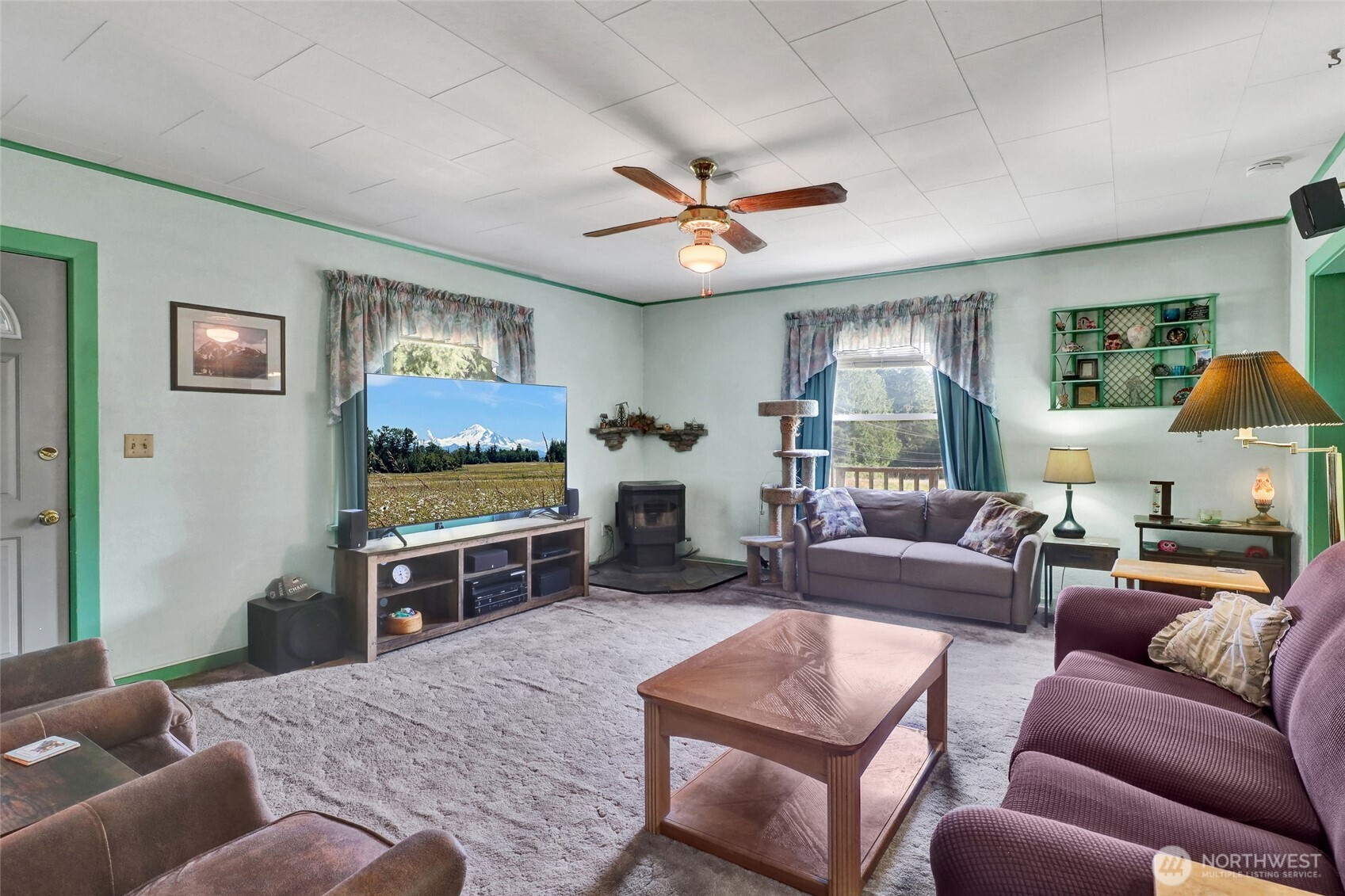 7078 Ershig Road Property Photo 8
