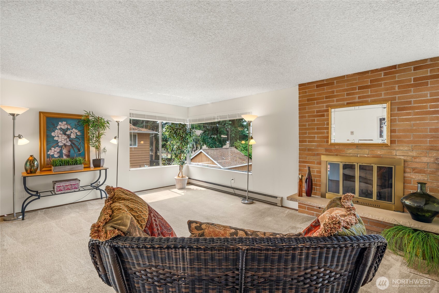 15112 3rd Avenue Property Photo 4
