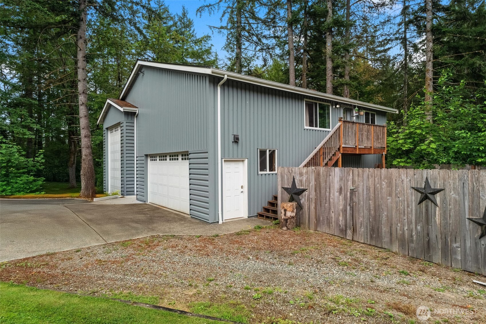 15622 Glenwood Road Property Photo 28