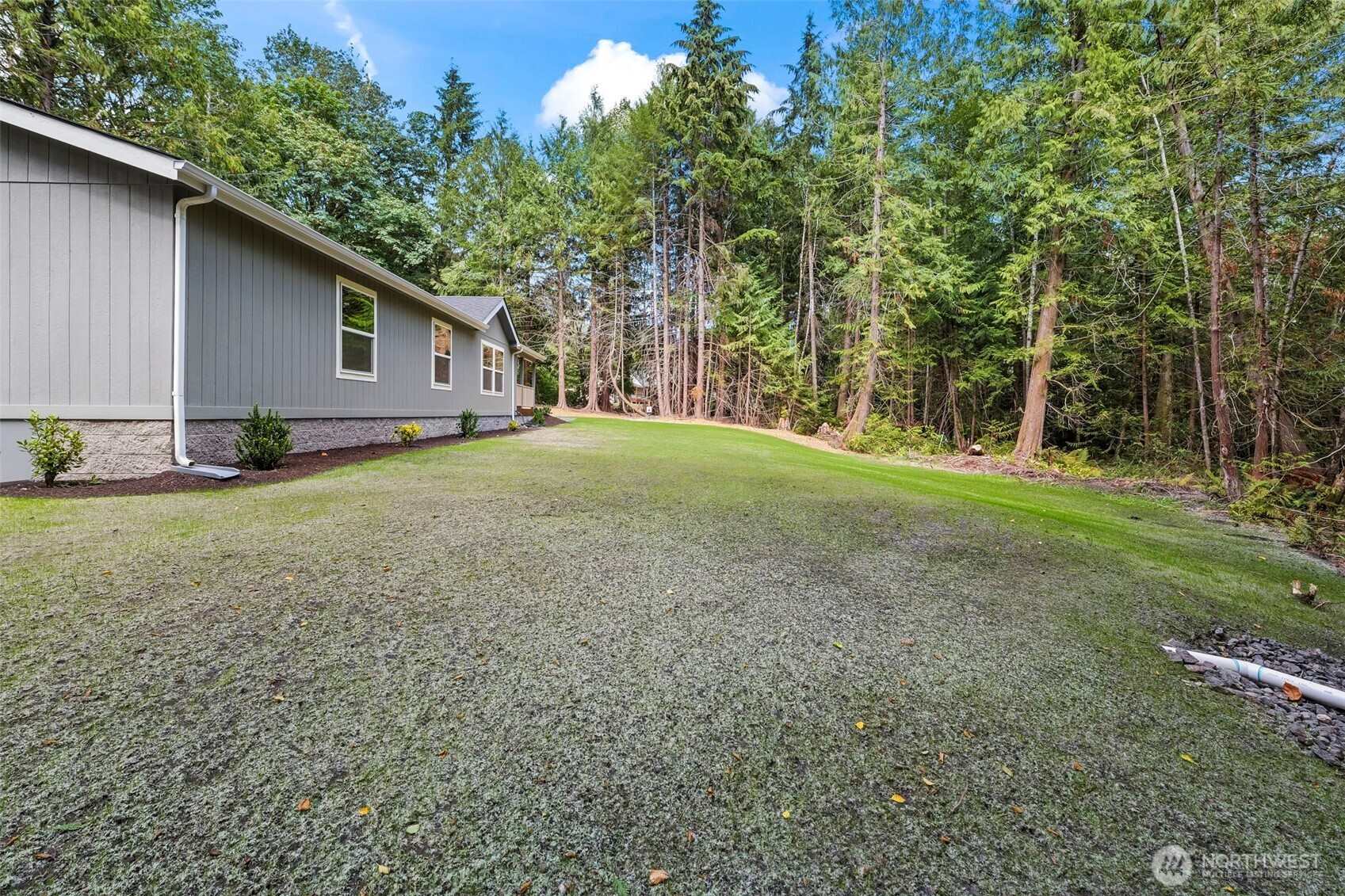 3975 Salmonberry Road Property Photo 8