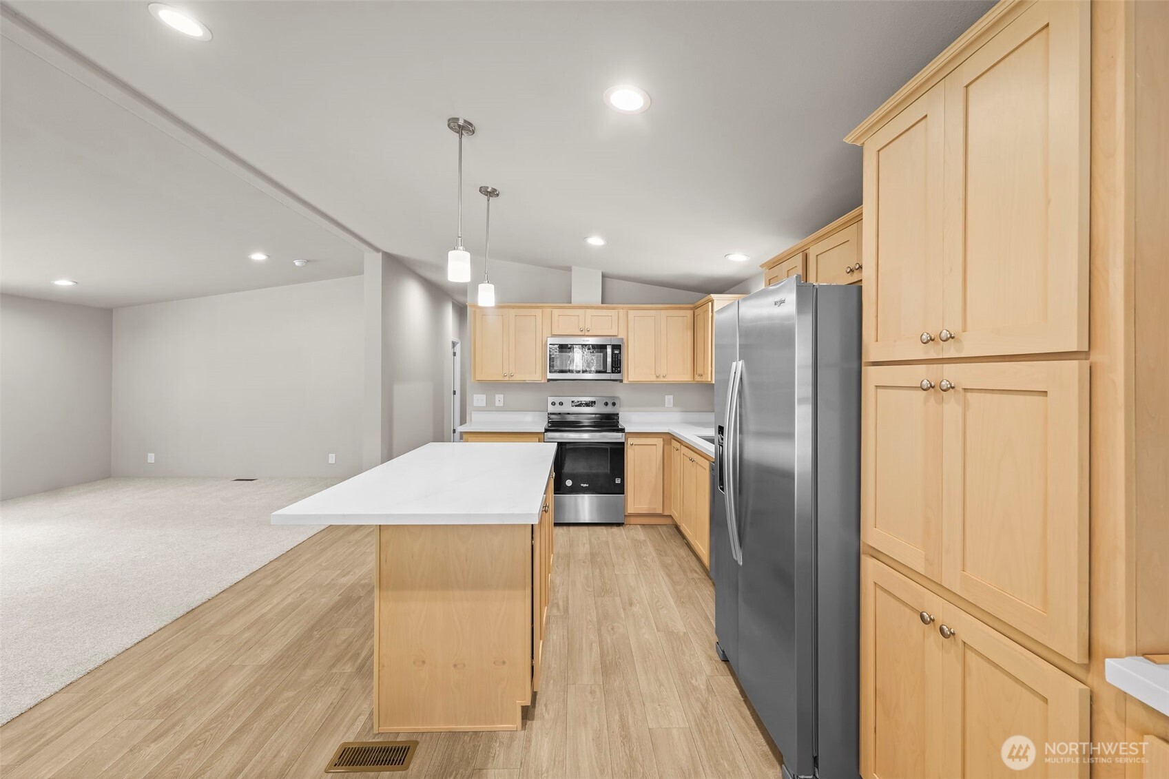 3975 Salmonberry Road Property Photo 18