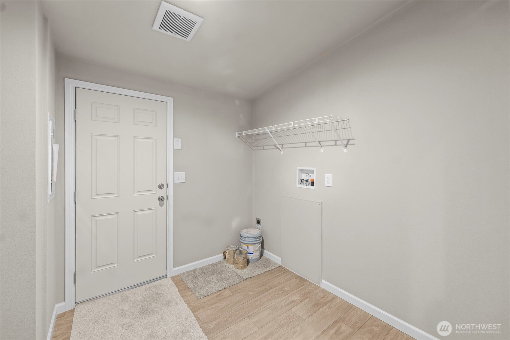 3975 Salmonberry Road Property Photo 32