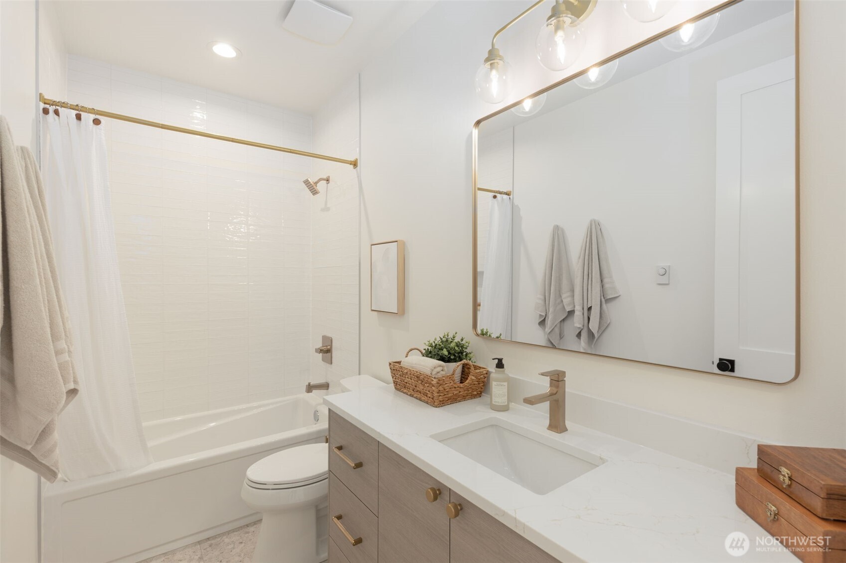 13629 103rd Avenue Property Photo 19