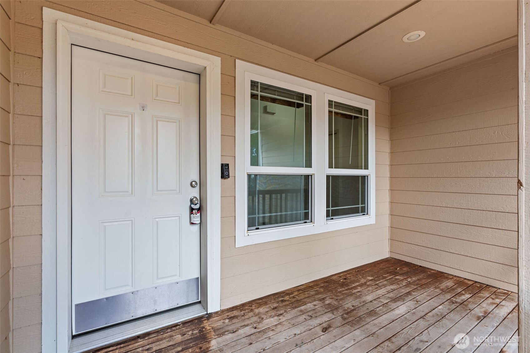 21 Se Mya Lane Property Photo 3