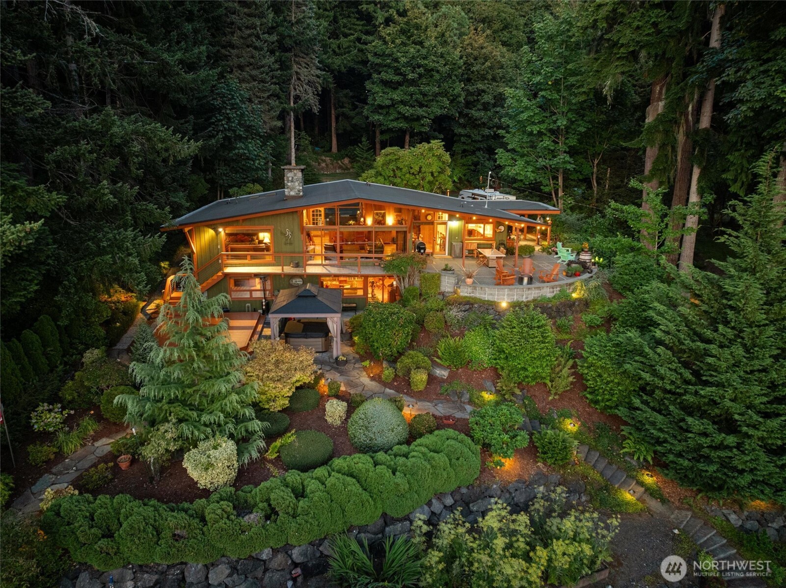 8696 Nw Anderson Hill Rd Property Photo 1