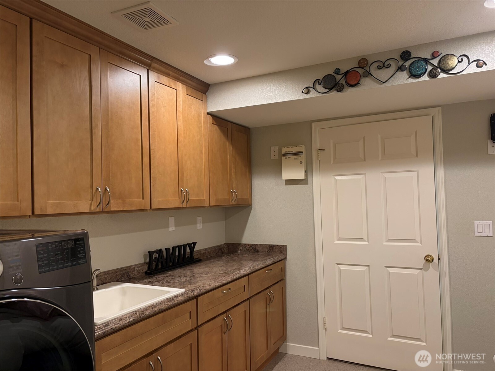 101 Chinook Lane C Property Photo 34
