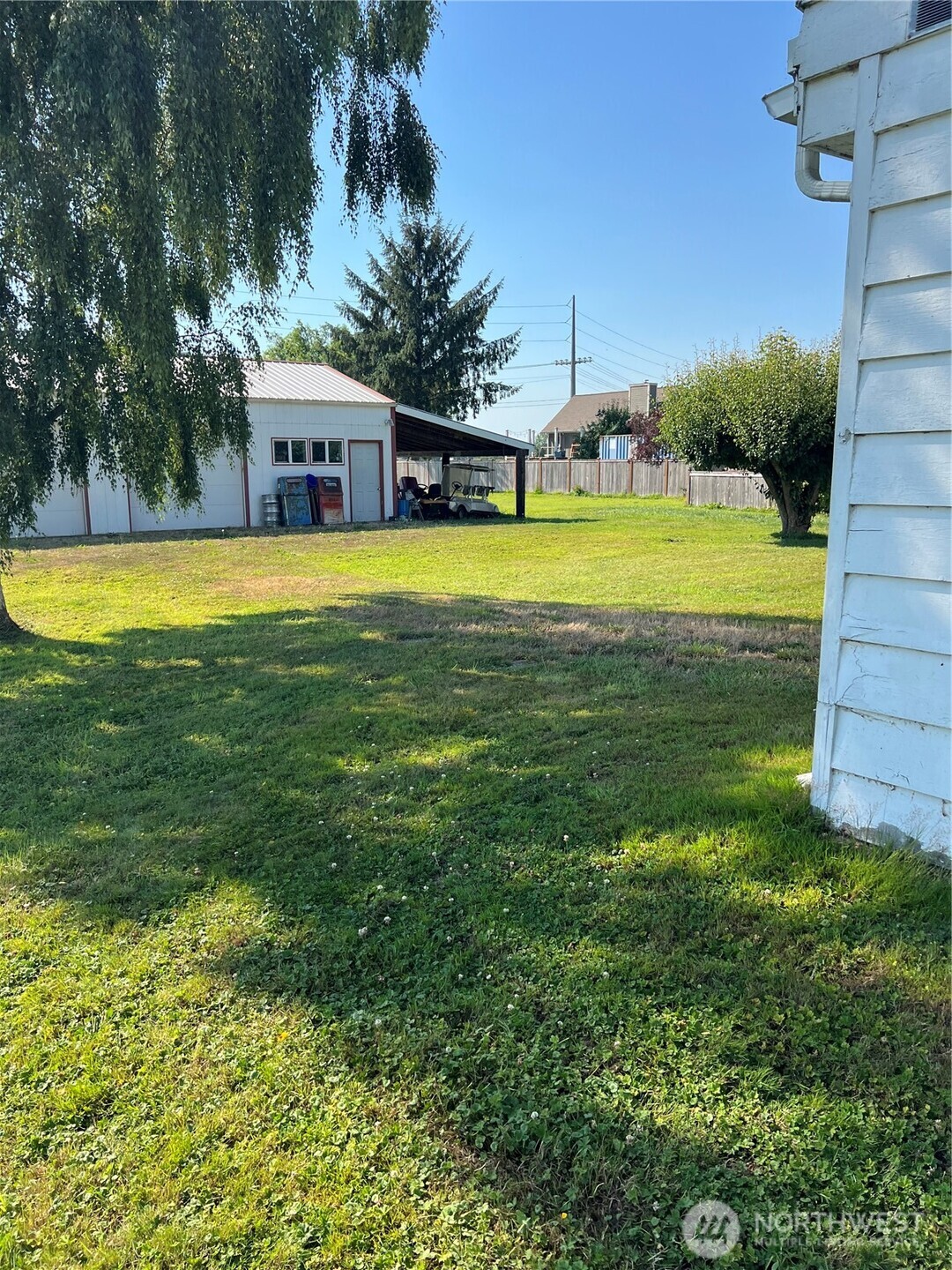 24824 Florence Road Property Photo 4