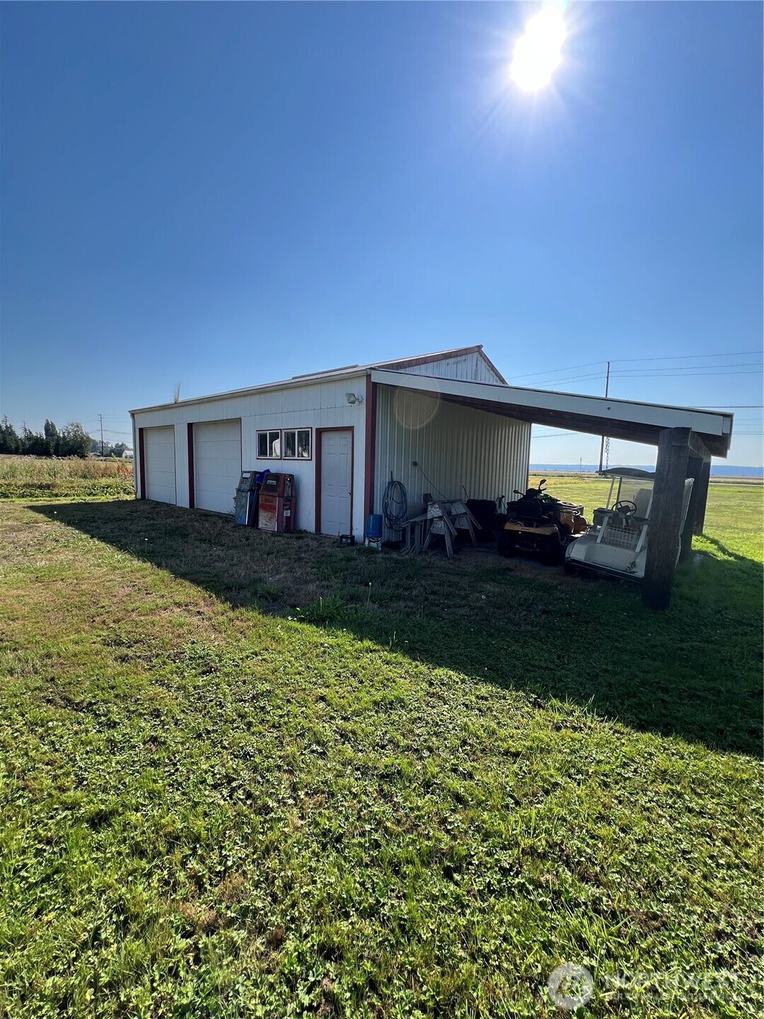 24824 Florence Road Property Photo 6
