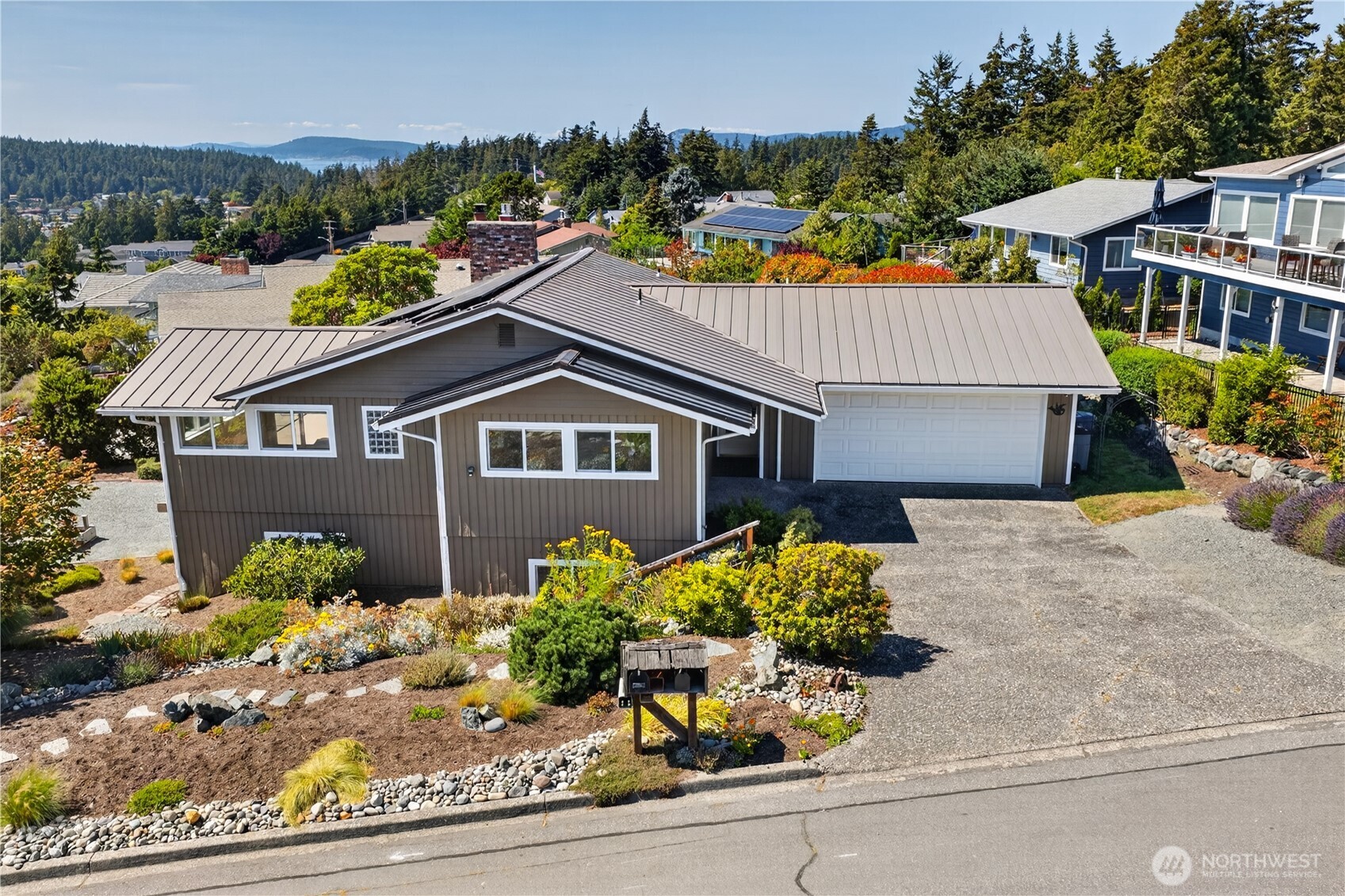 4808 Glasgow Way Property Photo 17
