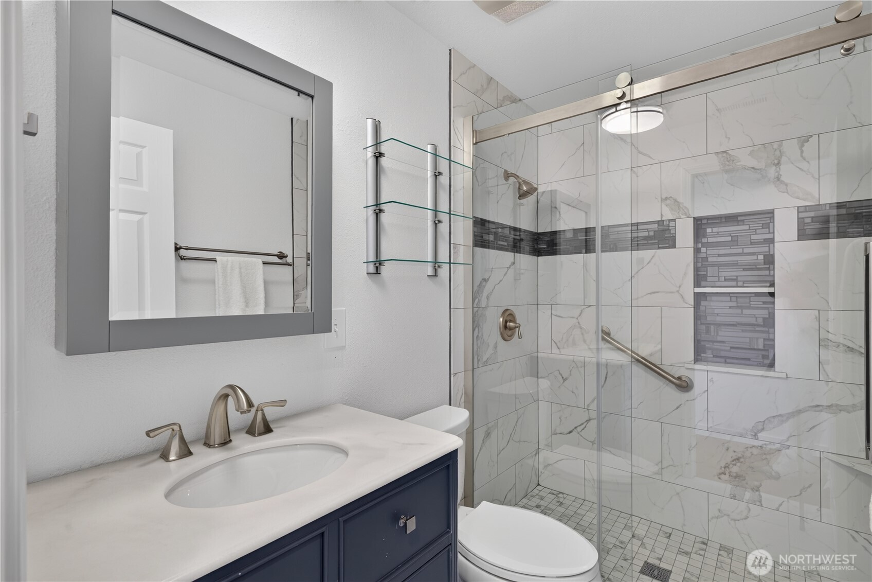 4808 Glasgow Way Property Photo 19
