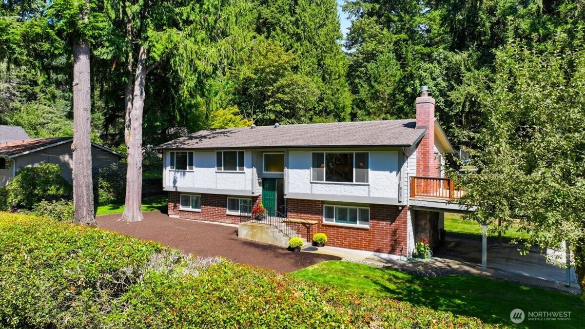 19310 37th Avenue Property Photo 2