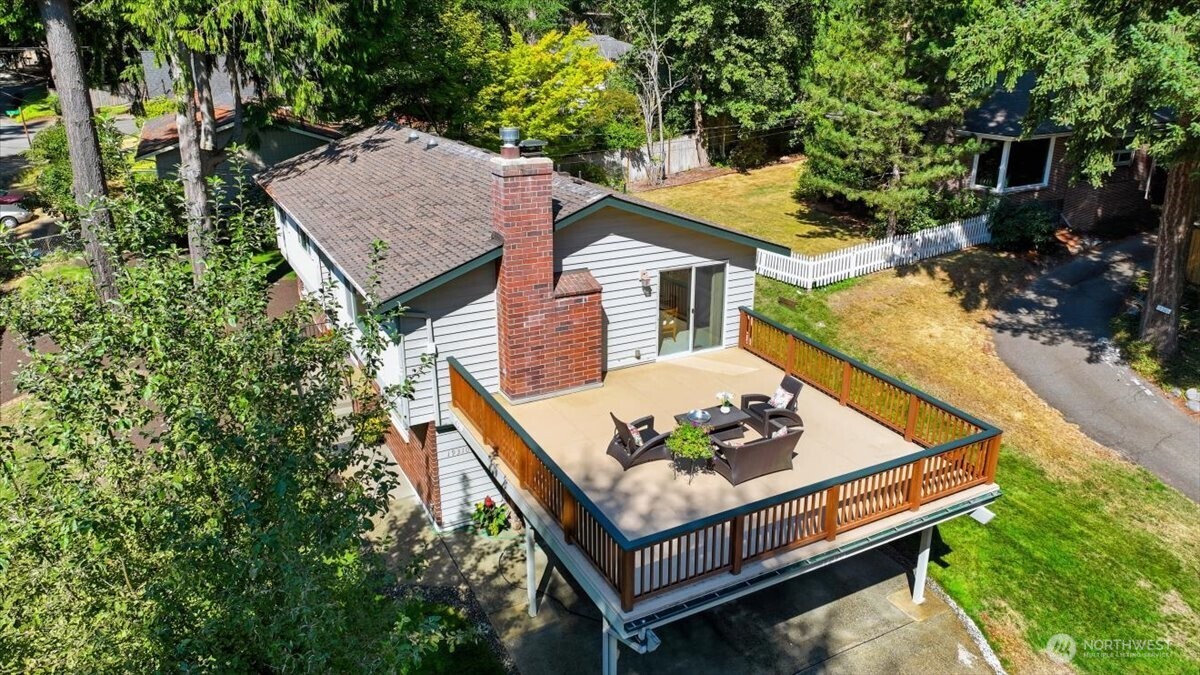 19310 37th Avenue Property Photo 12