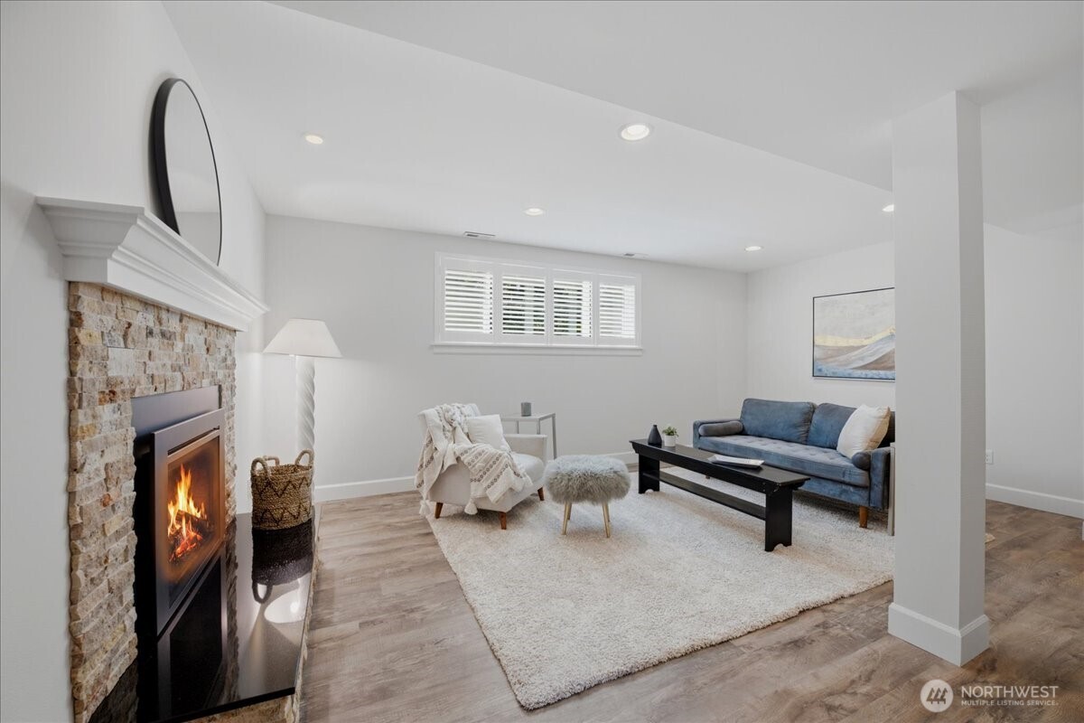 19310 37th Avenue Property Photo 21