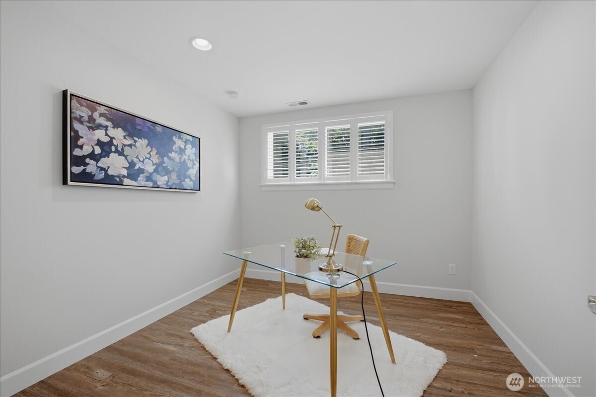 19310 37th Avenue Property Photo 22