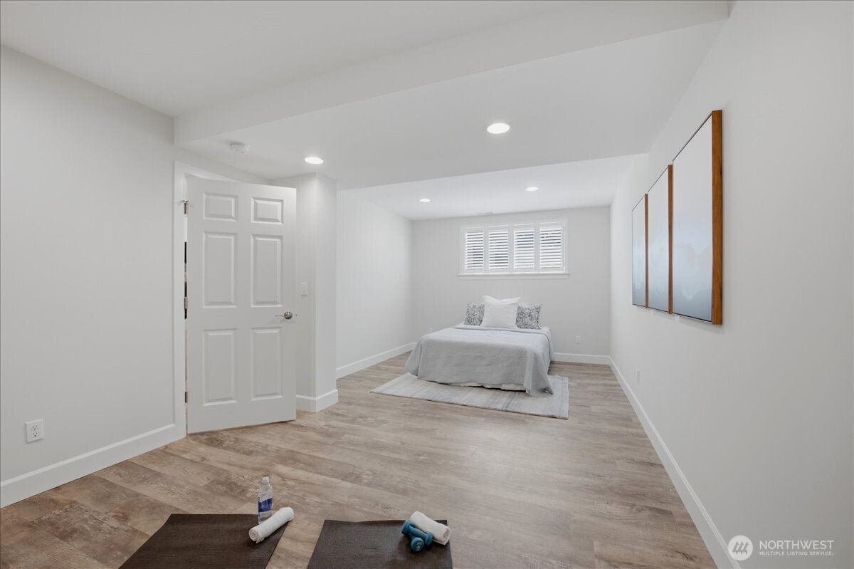 19310 37th Avenue Property Photo 23