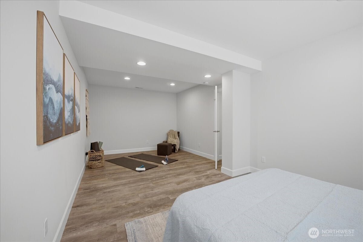 19310 37th Avenue Property Photo 24