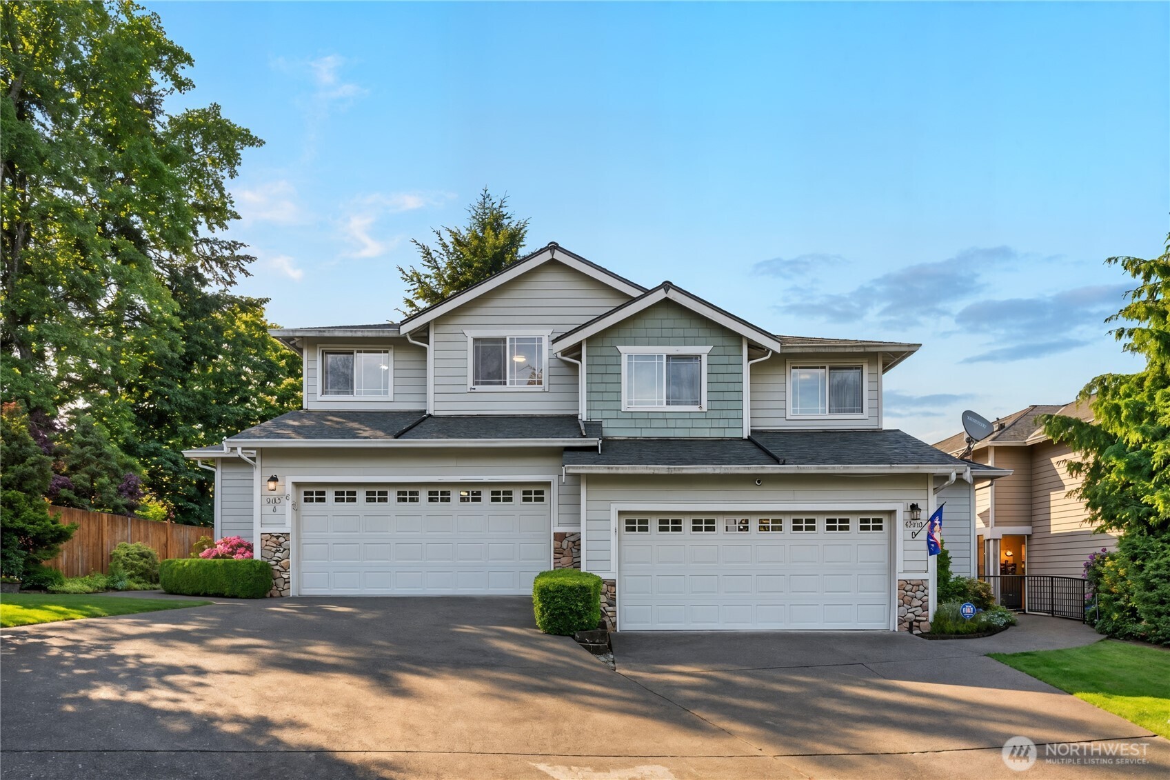 2515 141st Place A Property Photo 2