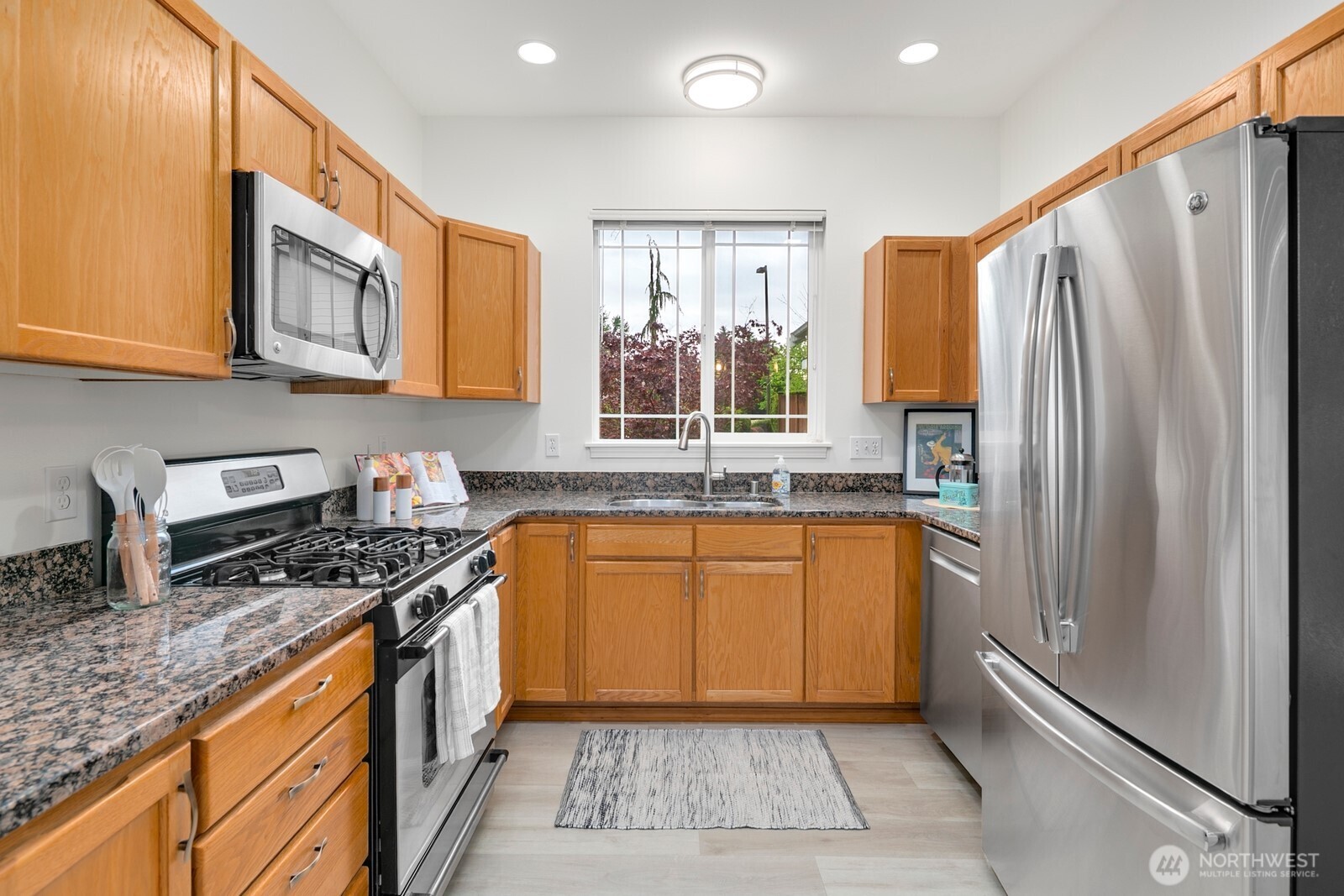 2515 141st Place A Property Photo 8