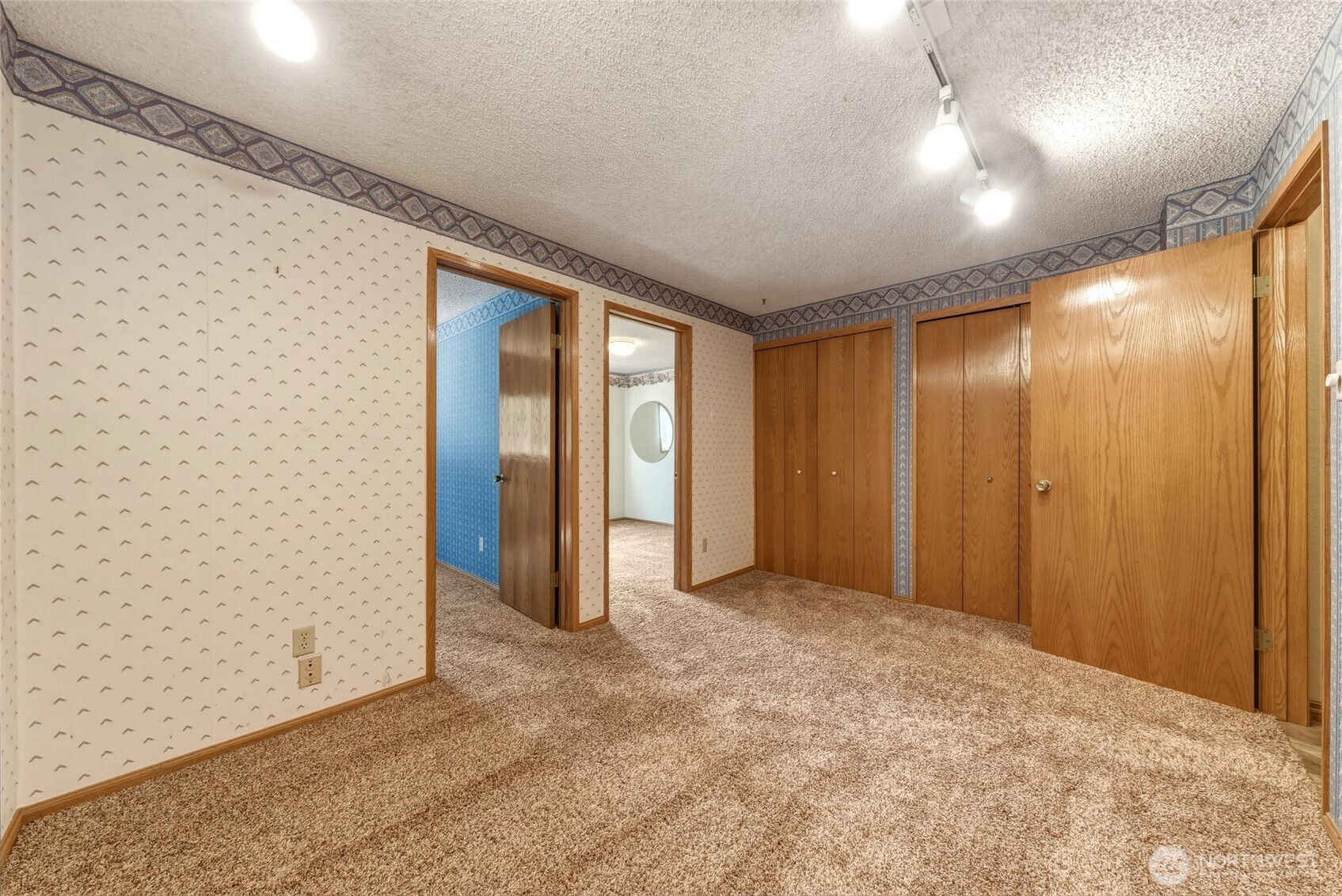 1907 Sunset Drive Property Photo 16