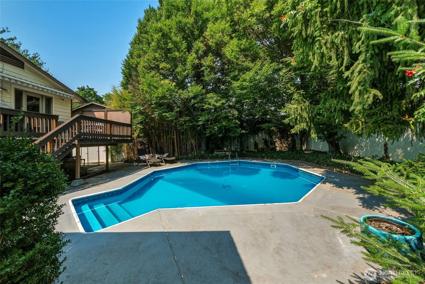 1907 Sunset Drive Property Photo 37