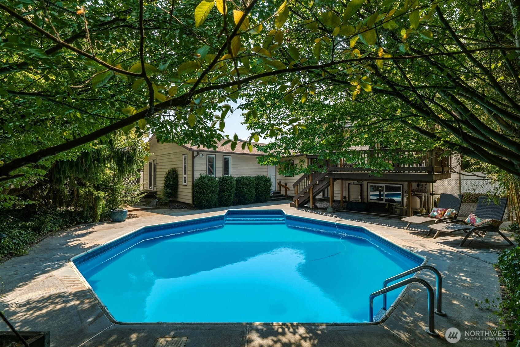 1907 Sunset Drive Property Photo 38