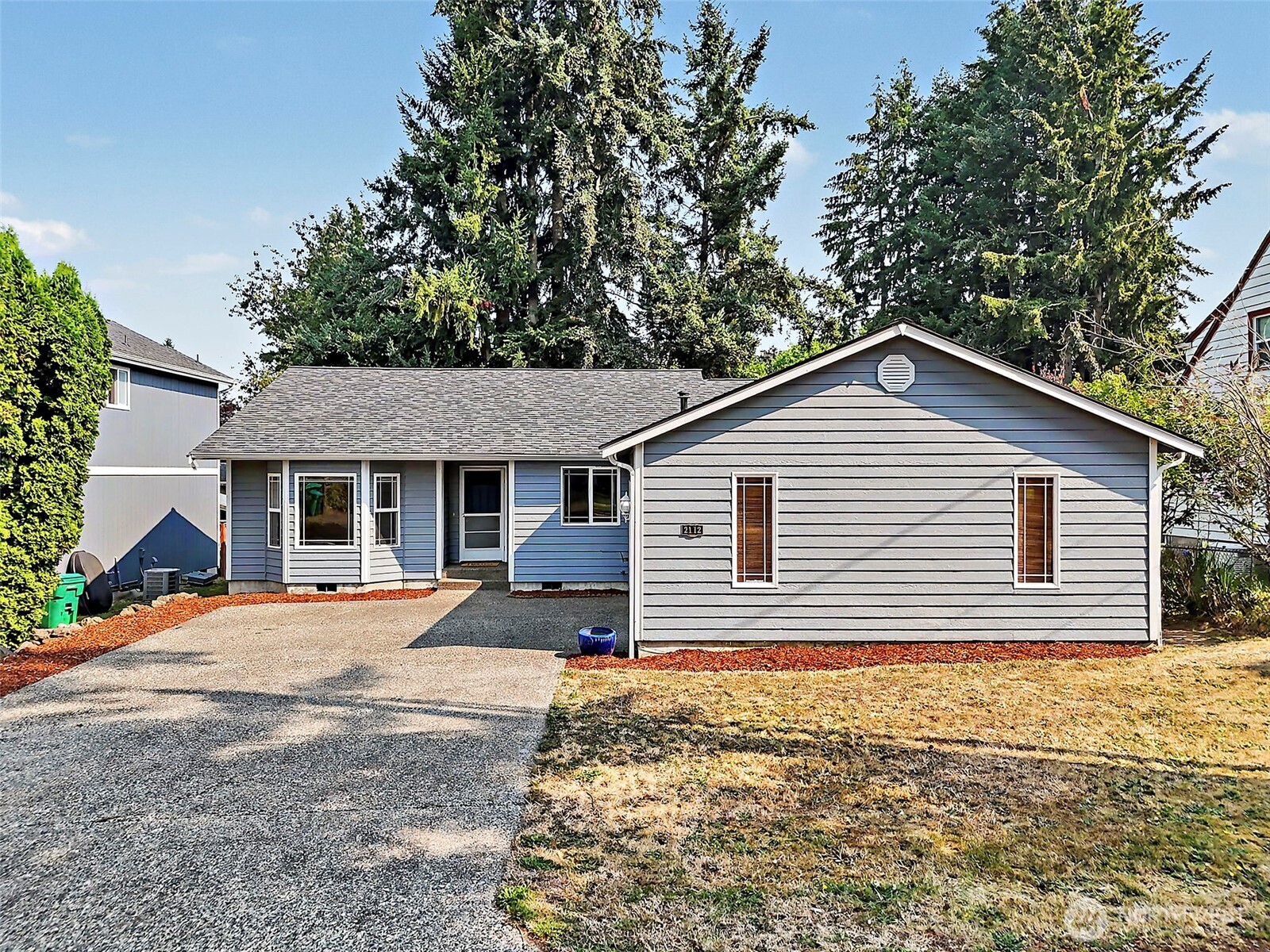 2112 Thurston Avenue Property Photo 2
