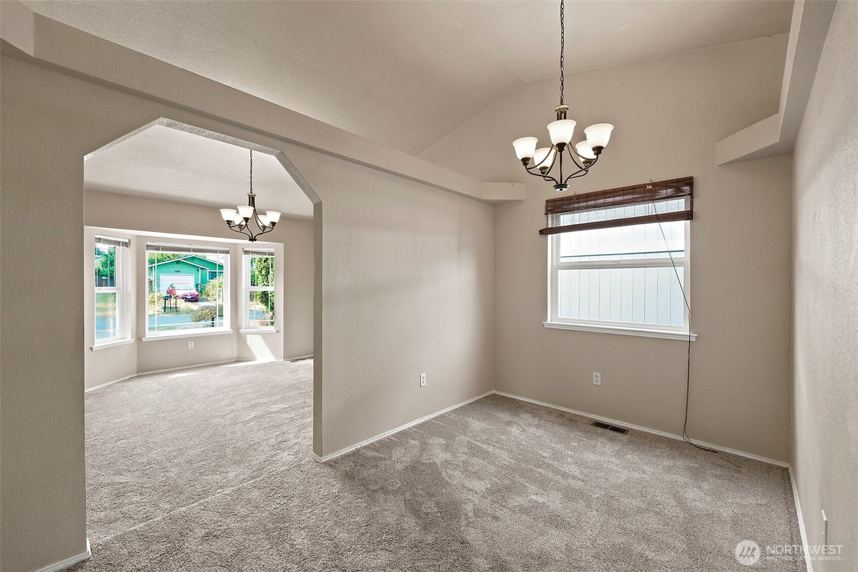 2112 Thurston Avenue Property Photo 8
