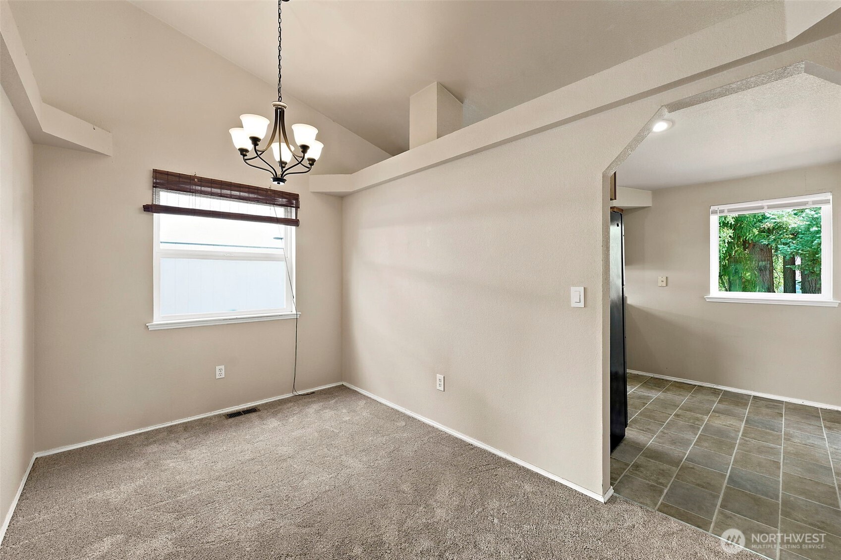 2112 Thurston Avenue Property Photo 9