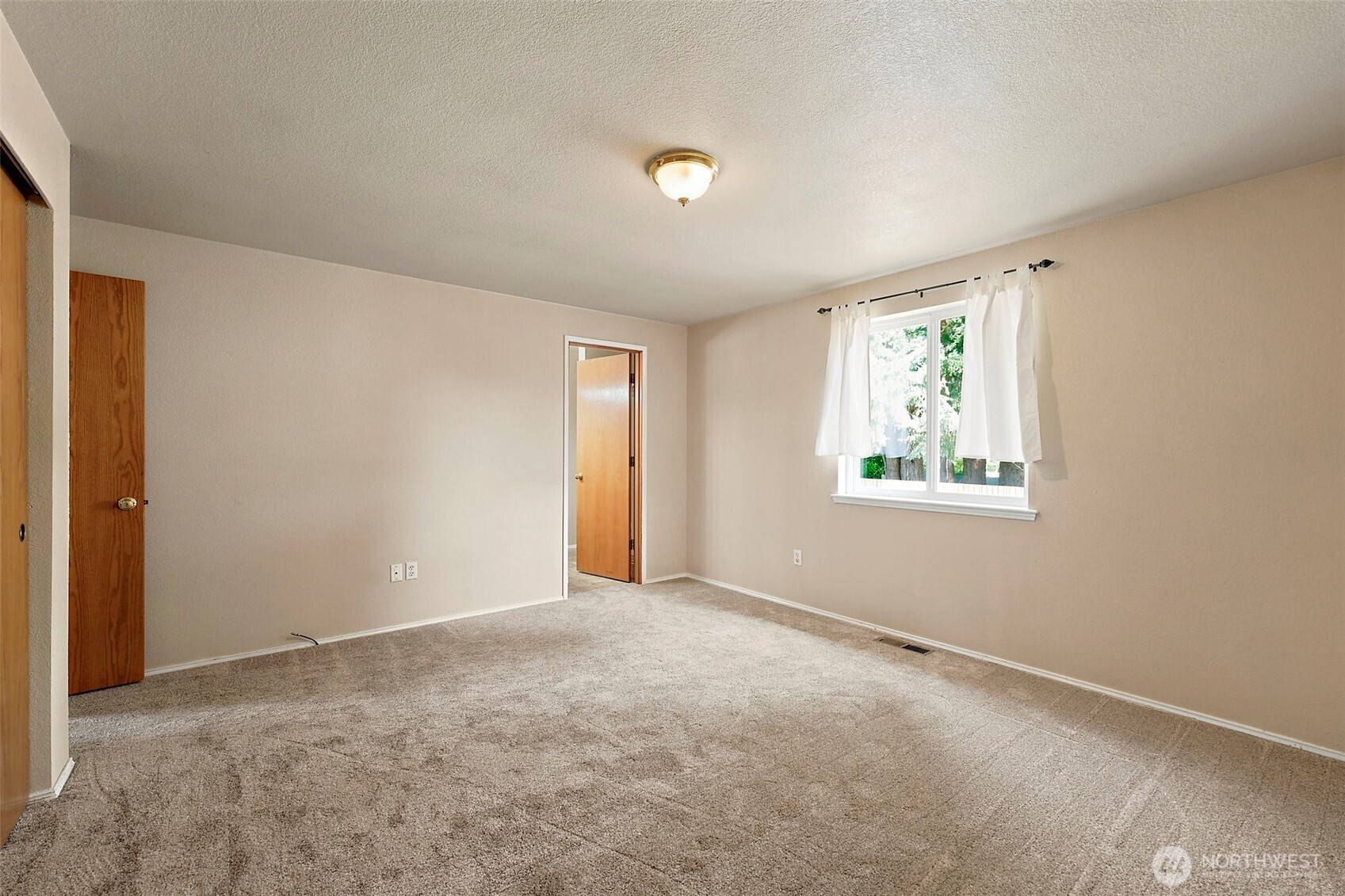 2112 Thurston Avenue Property Photo 21