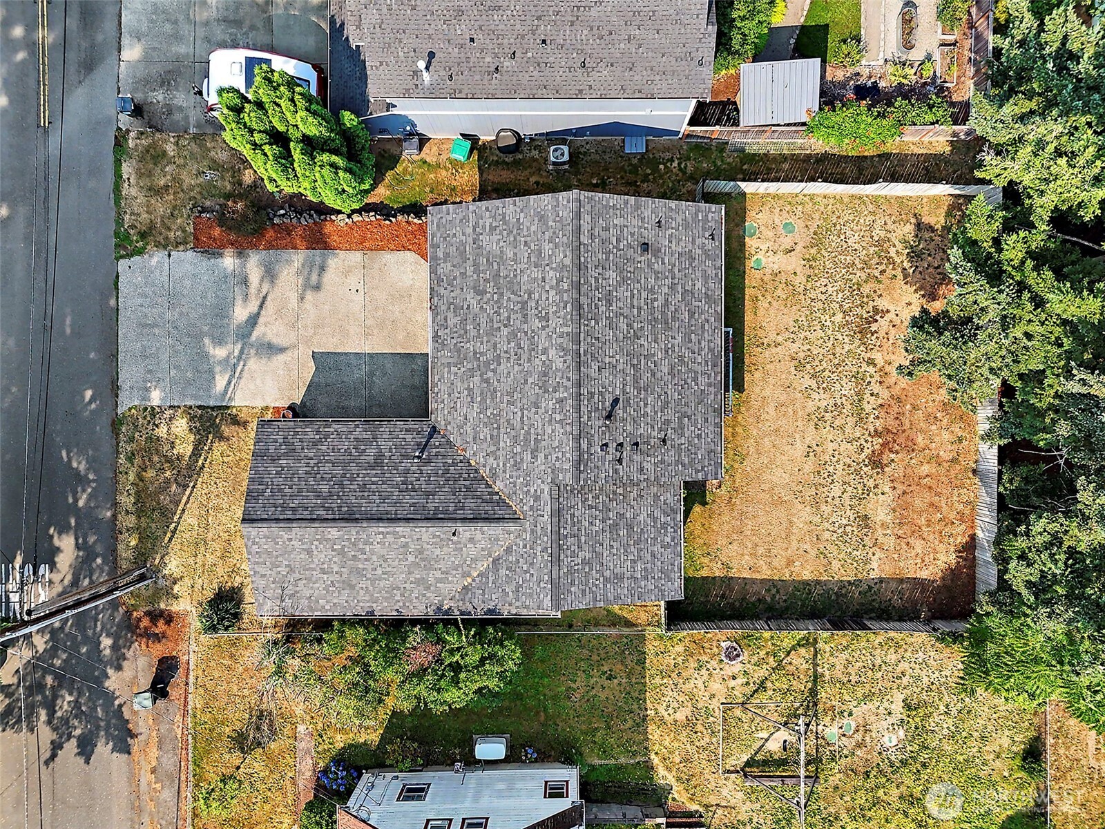 2112 Thurston Avenue Property Photo 31