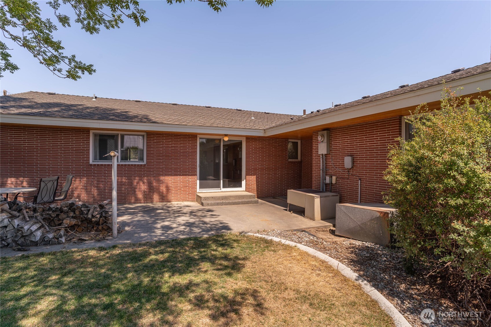 742 Sw I Street Property Photo 13