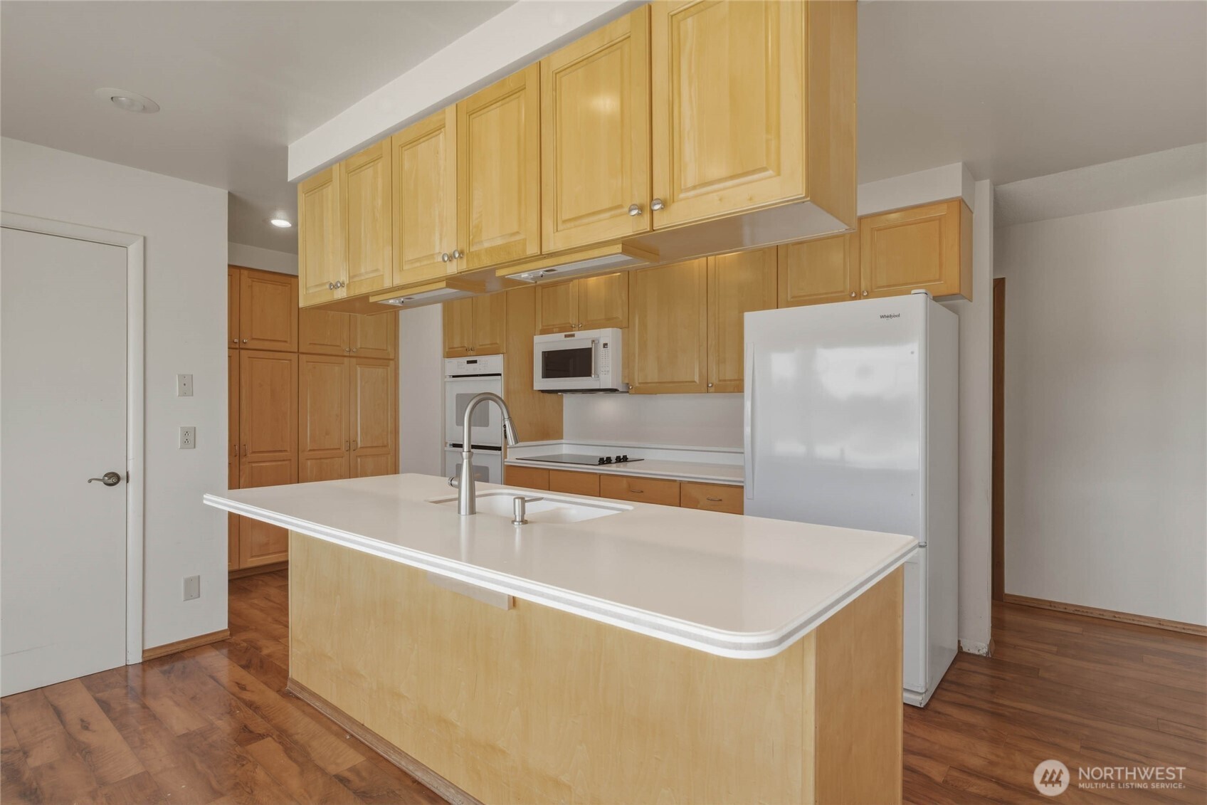 742 Sw I Street Property Photo 17
