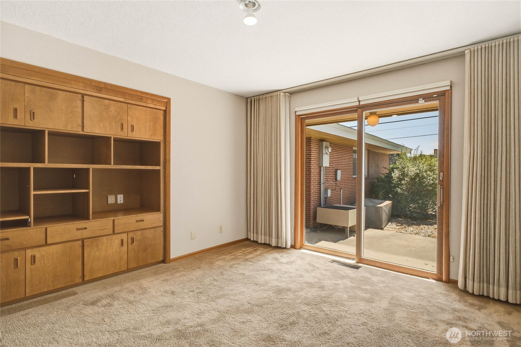 742 Sw I Street Property Photo 19
