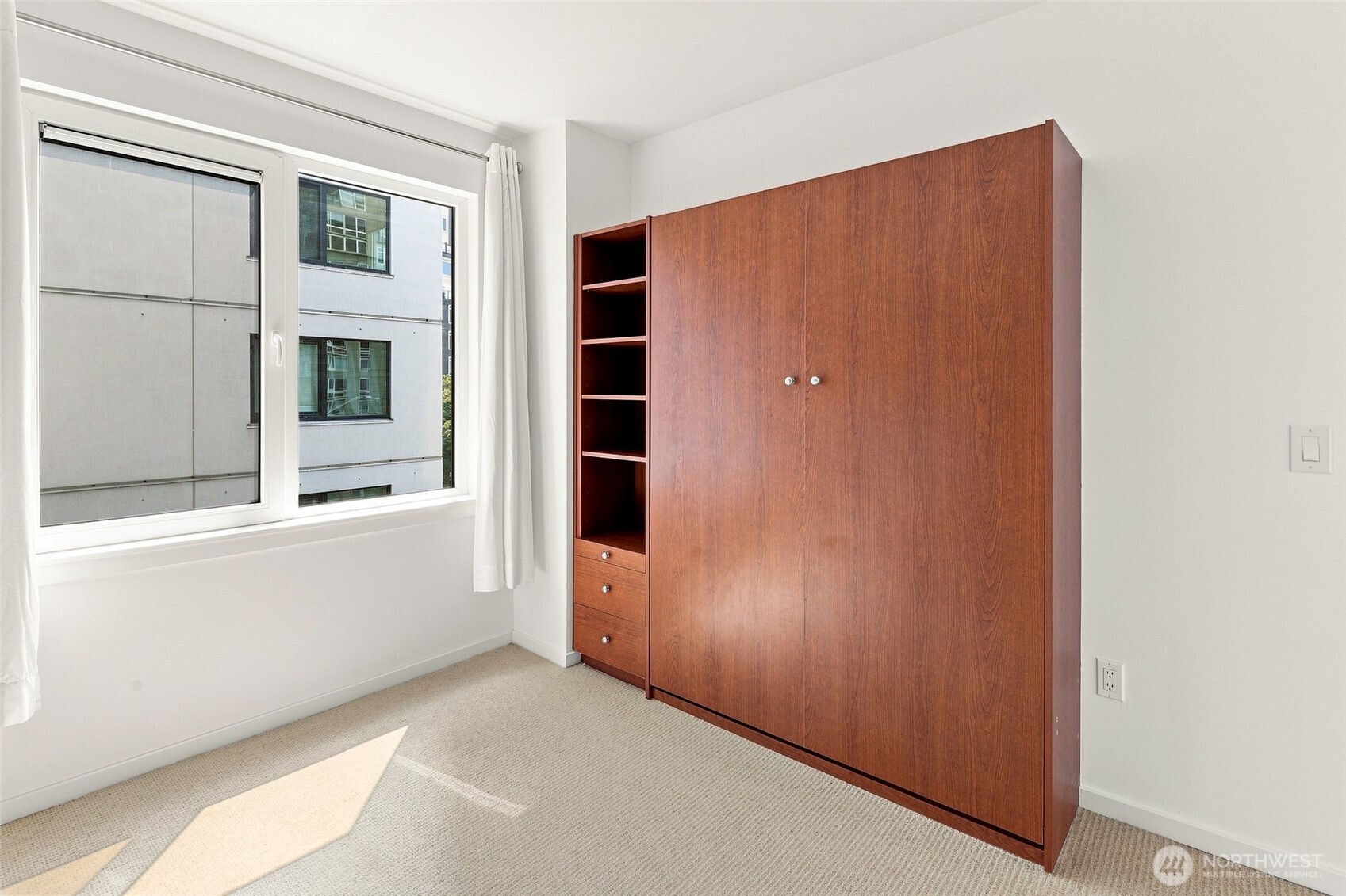 81 Clay Street 430 Property Photo 16