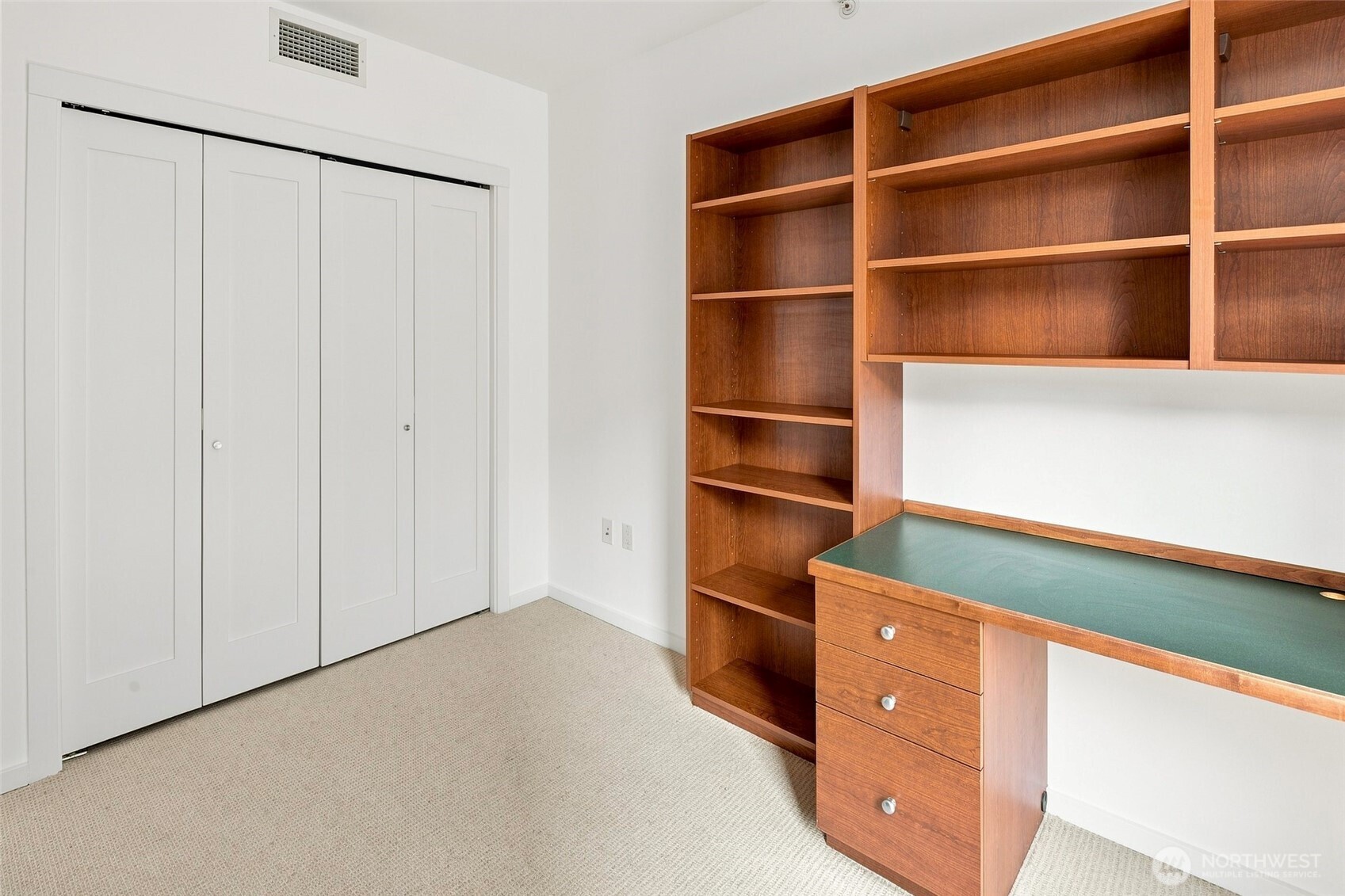 81 Clay Street 430 Property Photo 18