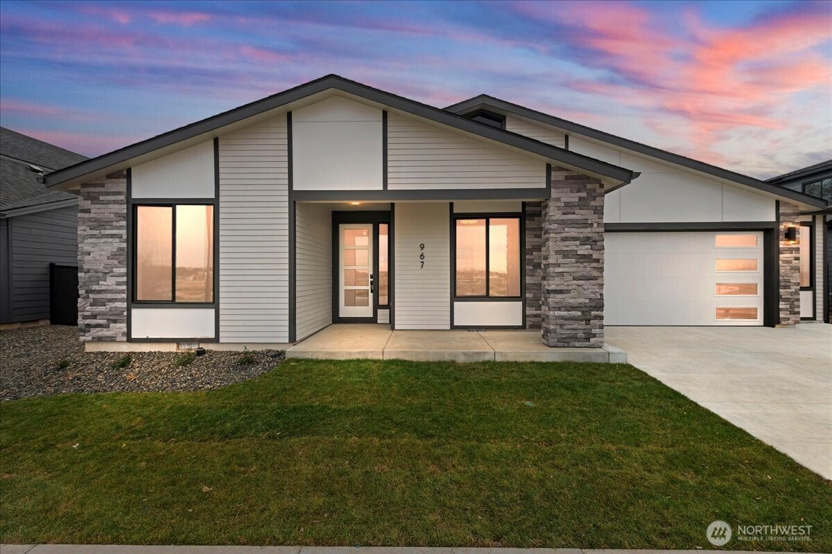 4165 Sw Bigler Way Property Photo 1