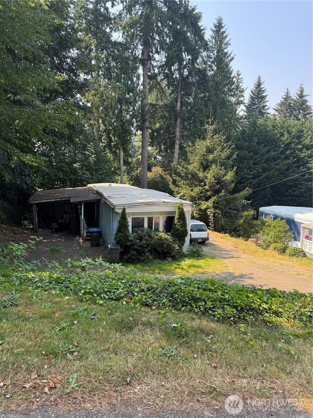 1760 Higgins Road Property Photo 2