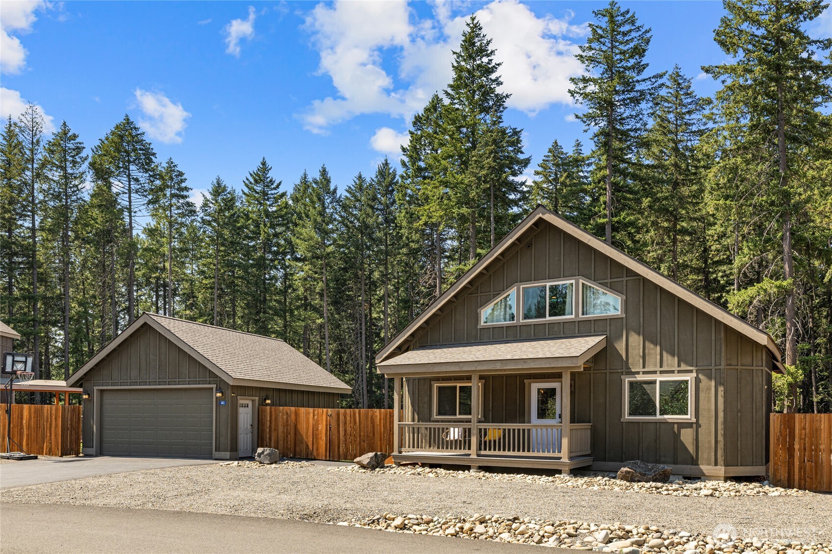 141 Rockberry Loop Property Photo 2