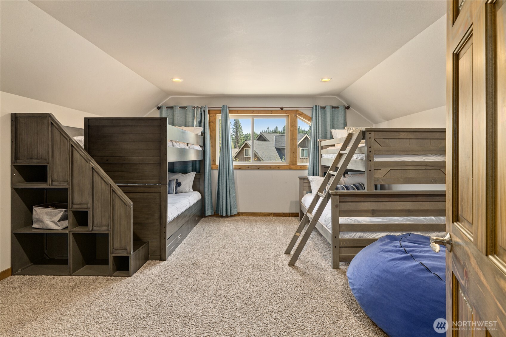 141 Rockberry Loop Property Photo 16