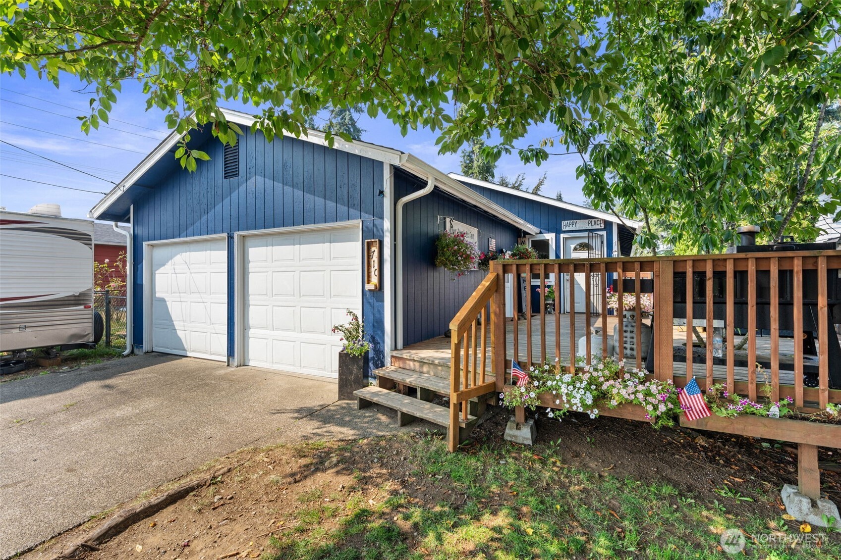 1710 W Young Street Property Photo 2