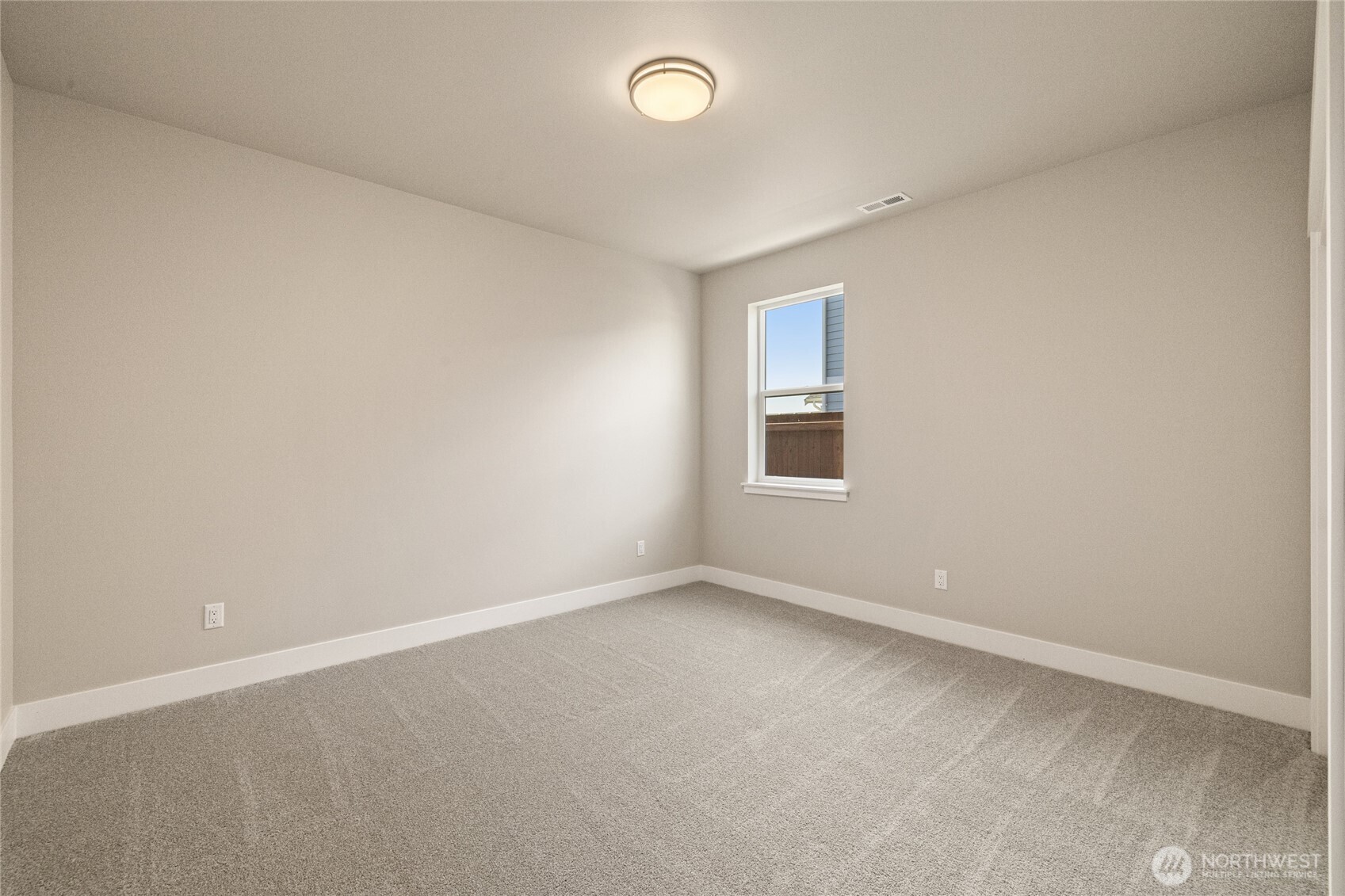 500 E Heatherstone Court Property Photo 7
