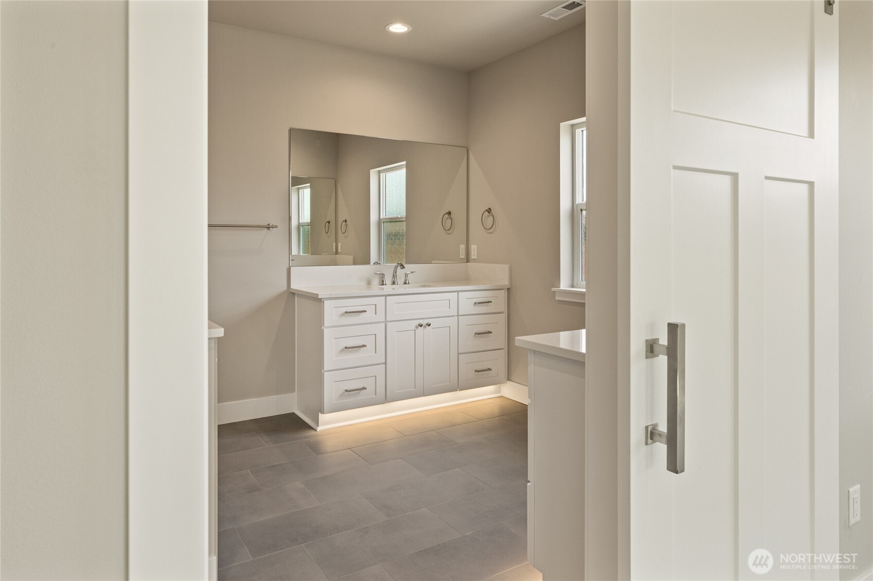 500 E Heatherstone Court Property Photo 16